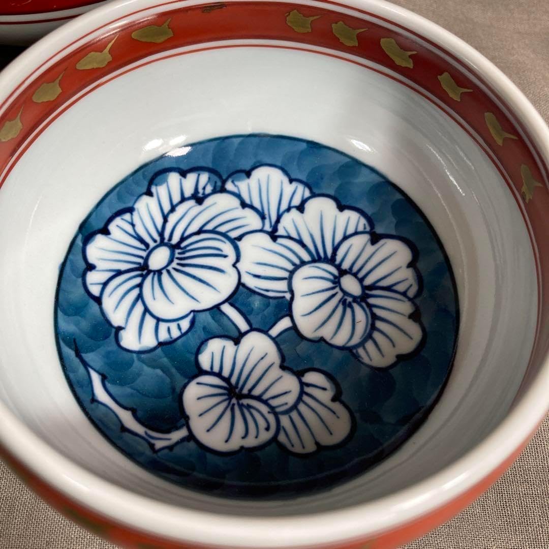 新品　有田焼窯元　宮内庁御用達　深川製磁　染付　かぶと唐草　小付揃　角小鉢5個 新品有田焼窯元宮内庁御用達深川製磁染付かぶと唐草小付揃角小鉢5個